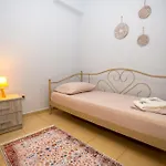Zoi Apartment